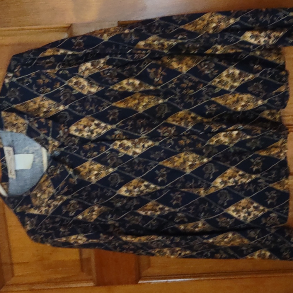 3 Piece Ashley By 26 International  and Gold And Blue Skirt, Blouse, And Sweater - Picture 10 of 11